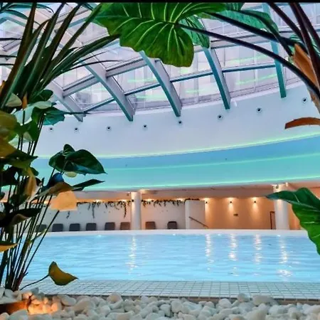 شقة Gc Sun Club Spa & Jacuzzi & Sauna & Pool شتشيتسين