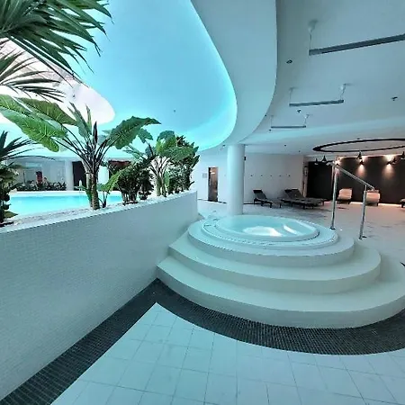 شقة Gc Sun Club Spa & Jacuzzi & Sauna & Pool *